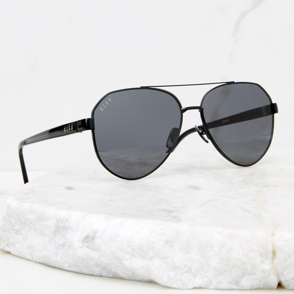 DIFF Dash Sunglasses Aviators Black Frame Grey Lenses Unisex - Picture 10 of 15